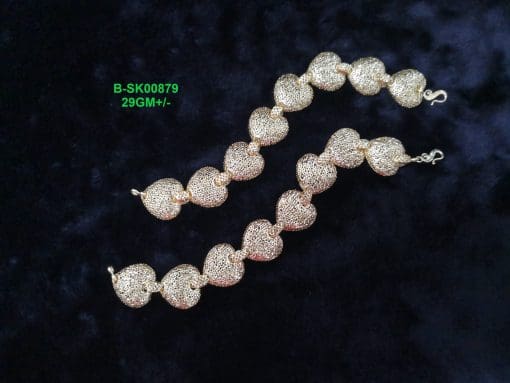 B-SK00879