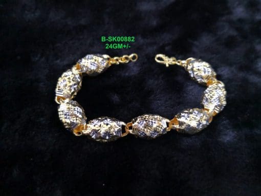B-SK00882