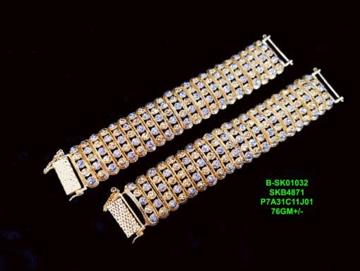 B-SK01032